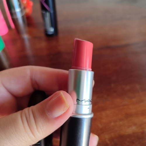 Lipstick set used, six shades including Mac and Nyx