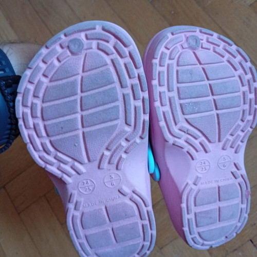 Mini Mouse slippers like new, sizes 24-25, pink