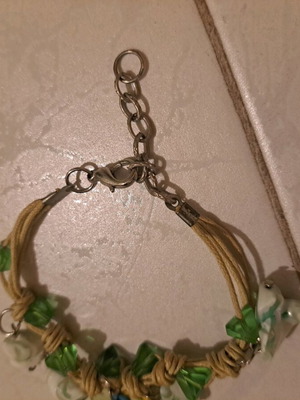 Children's bracelet lightly worn, green