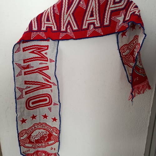 Olympiakos wool scarf like new