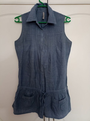 Pink Woman short-sleeve shirt medium, like new, light blue cotton