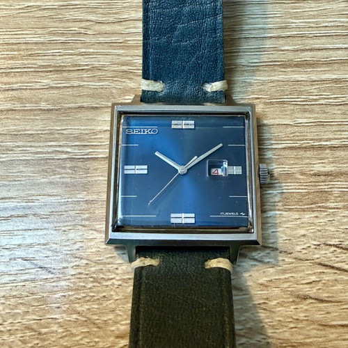 Seiko 2202-3050 Vintage watch like new, blue, manual winding