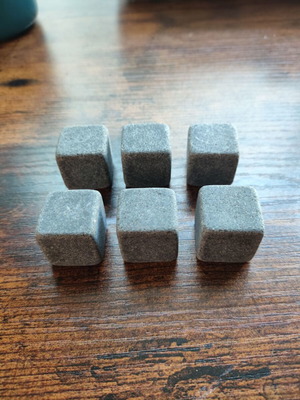 Reusable ice cubes set of 6 pieces new
