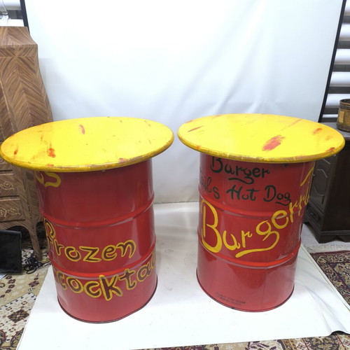 Barrel tables with wood like new, set of 2