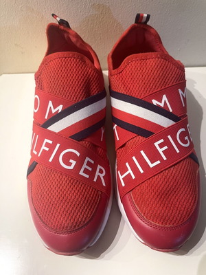 Tommy Hilfiger slip-on sneakers like new, red with logo straps