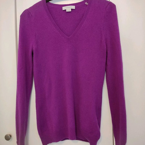 Cashmere knit sweater purple XS/S like new, slim fit