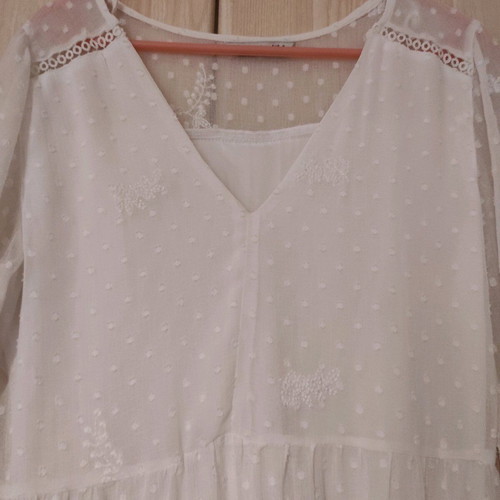 Dress with wide sleeves and transparency, like new, white size M