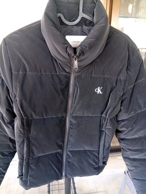 Calvin Klein medium black puffer jacket like new