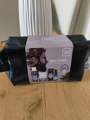 Men's care set with leather toiletry bag