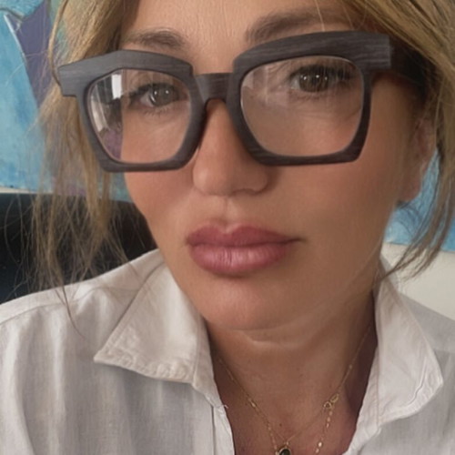 Unisex presbyopia glasses with geometric design