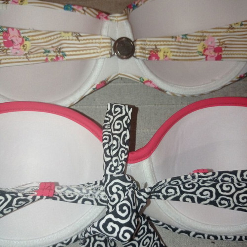 Strapless bikini tops set of 2 like new, cup B, size M