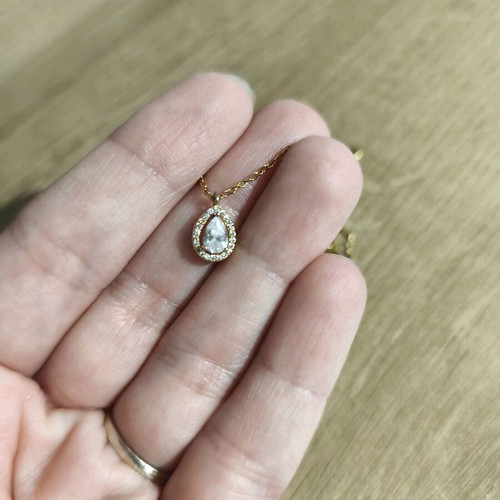 Pendant like new stainless steel rose gold teardrop design with zircon