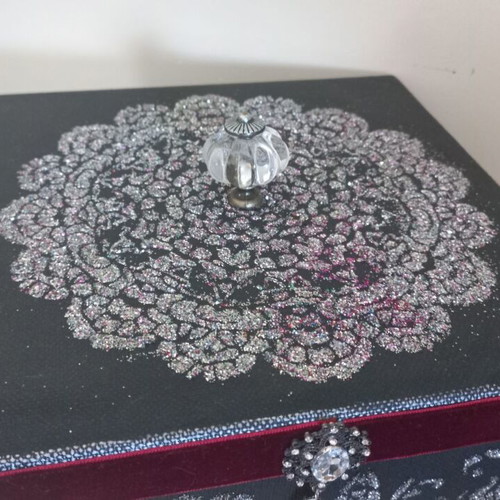 Decorative box new, paper with glitter 20×20×14 cm