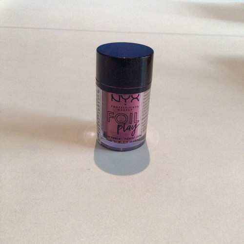 Nyx Foil Play creamy eyeshadow 2.5gr like new, shade Booming