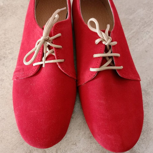 Kastoria women's shoes new, size 37, red
