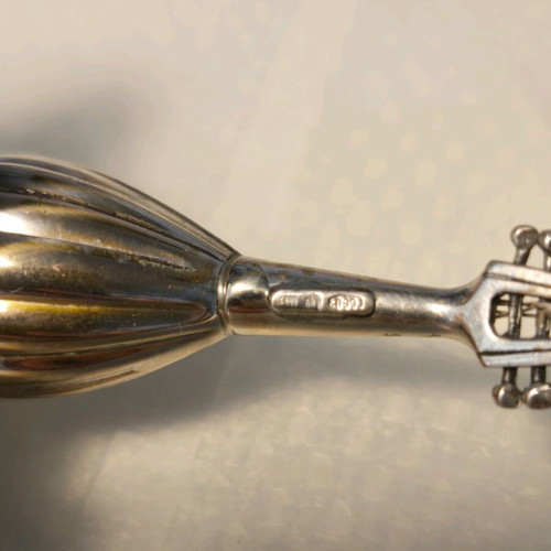 Mandolin miniature used, silver 899°, handmade with wooden base