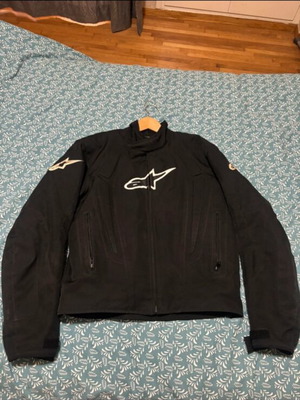 Μπουφάν μηχανής Alpinestars μεταχειρισμένο, σε πολύ καλή κατάσταση