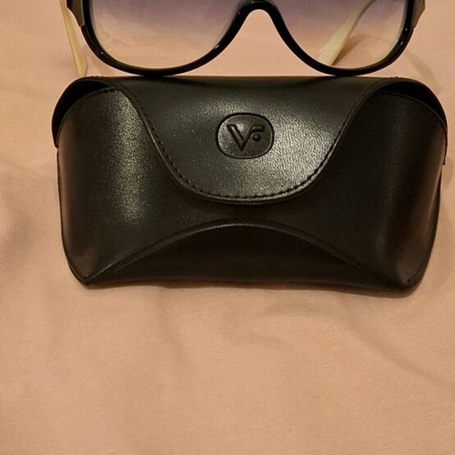 Vogue women's sunglasses VO 2362-S Small 1306/8G like new, multicolor