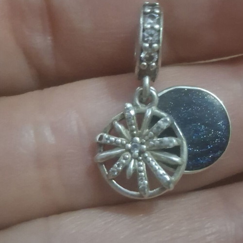 Pandora charm 'The Best Is Yet to Come' firework with zirconia stones