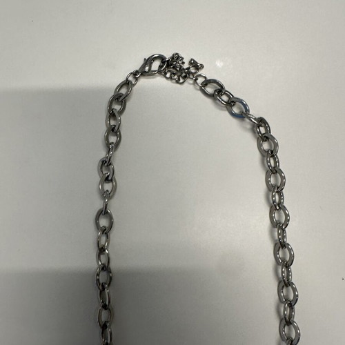 Women's silver necklace with black stone