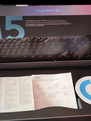 Logitech G915 τακτιλική RGB ασύρματη gaming πληκτρολόγιο σαν καινούργιο