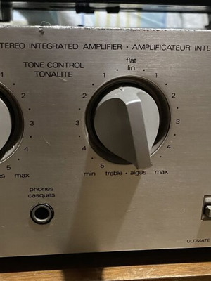 Luxman L-200 Vintage Stereo Integrated Amplifier used