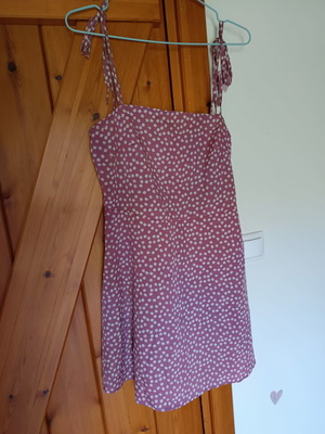 Shein dress small, like new, white and pink