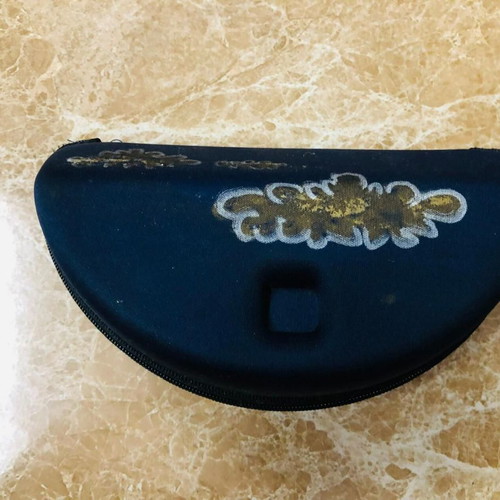 Glasses case with cleaning cloth used
