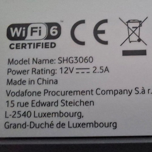 Vodafone Power Station Wi-Fi 6 Router SHG3060 and Huawei ONT HG8010Hv6-10 like new