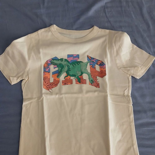 Gap T-shirts size 6-7, pack of 2, short sleeve