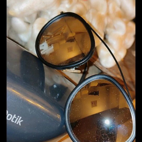 Sunglasses new, black with silver mirror Atasun optic