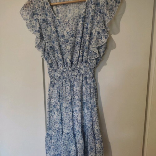 Summer dress new with blue flowers one size