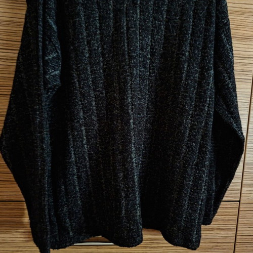 Wool sweater black XL used, minimal wear