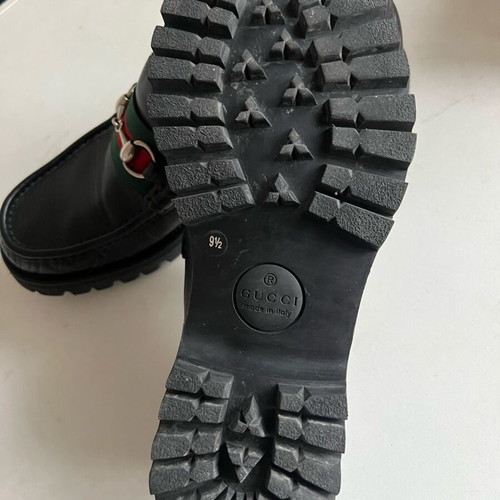 Gucci elegant black leather shoes like new, size 43.5