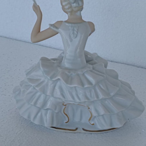 Wallendorf Schaubach Kunst ballerina figurine with mirror, vintage porcelain