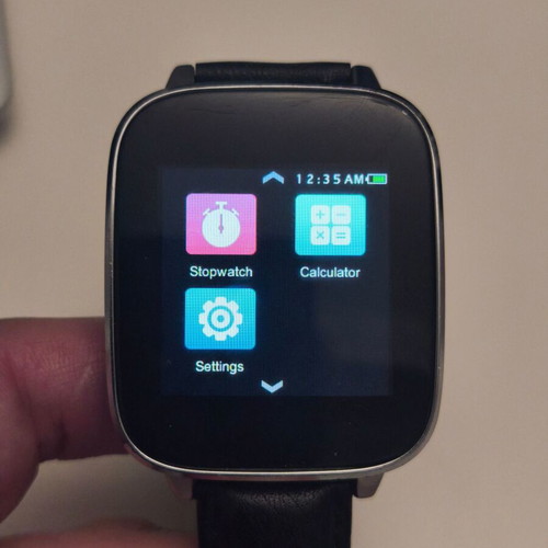 Zeblaze Crystal smartwatch with metal case and leather strap