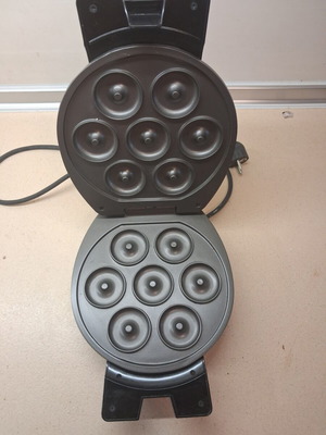 Donut maker used, mini size