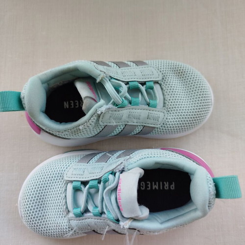 Girls' athletic shoes like new, size 21