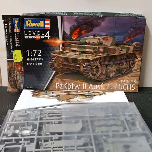 Pzkpfw II Ausf. L LUCHS 1:72 tank model new
