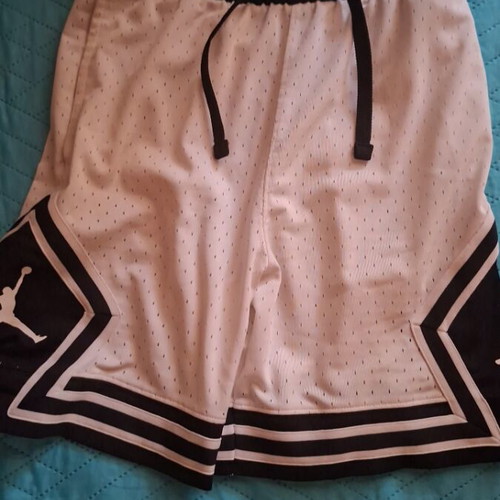 Jordan shorts used, white and black, size XS