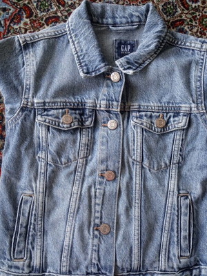 GAP denim jacket for girl 10-11 years like new, blue