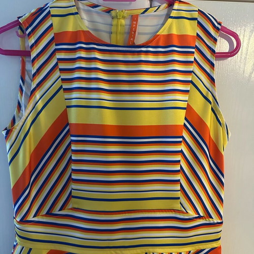 Dress medium like new with thick fabric and colorful stripes