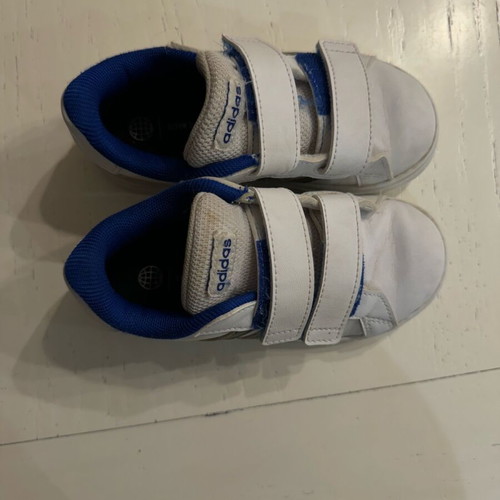 Adidas Grand Court kids sports shoes size 26 like new, white