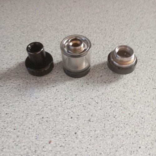 Eleaf Melo III sub-ohm tank used, 4ml capacity, top-fill