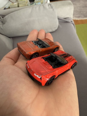 Chevrolet Corvette C6 and C7 toy cars used
