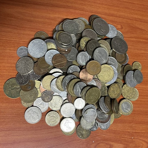 Σετ νομισμάτων μεταχειρισμένο, 250 κομμάτια από διάφορες χώρες