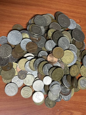 Σετ νομισμάτων μεταχειρισμένο, 250 κομμάτια από διάφορες χώρες