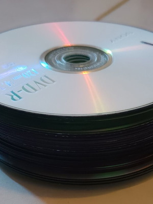 DVD CD like new, pack of 30
