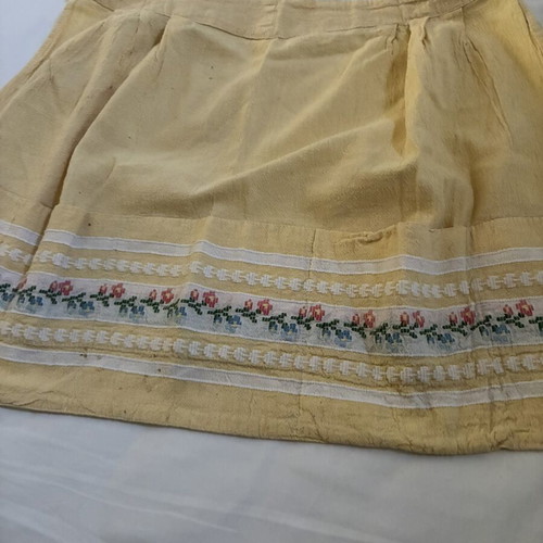 Vintage traditional waist apron with handmade embroidery