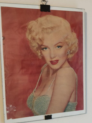 Marilyn Monroe vintage poster 1953 in clip frame
